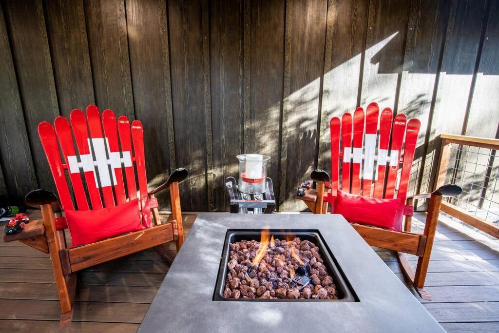 فيلا ليفينورثفي Ski Chalet A Cozy Little Cabin In The Woods Near Lake Wenatchee المظهر الخارجي الصورة